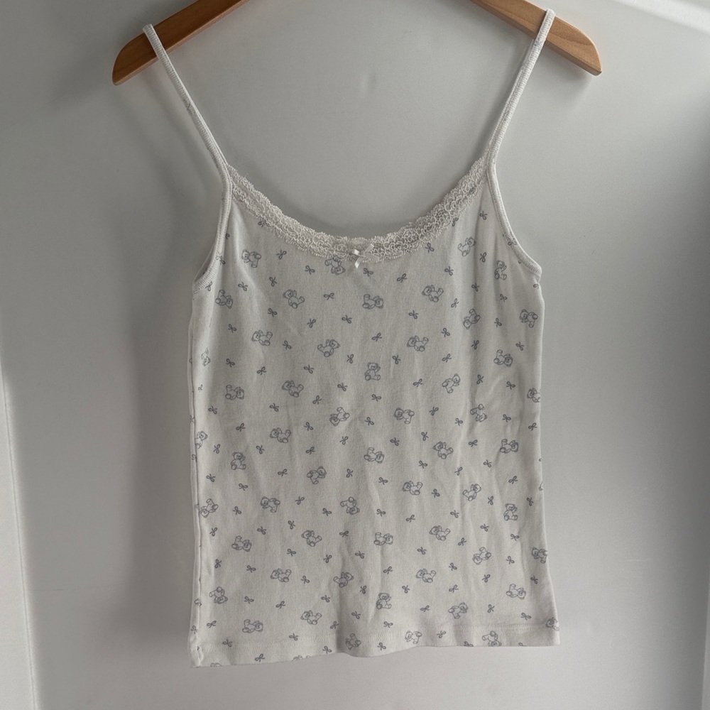 Brandy Melville White Lace Trim Tank with Teddy Bear Print